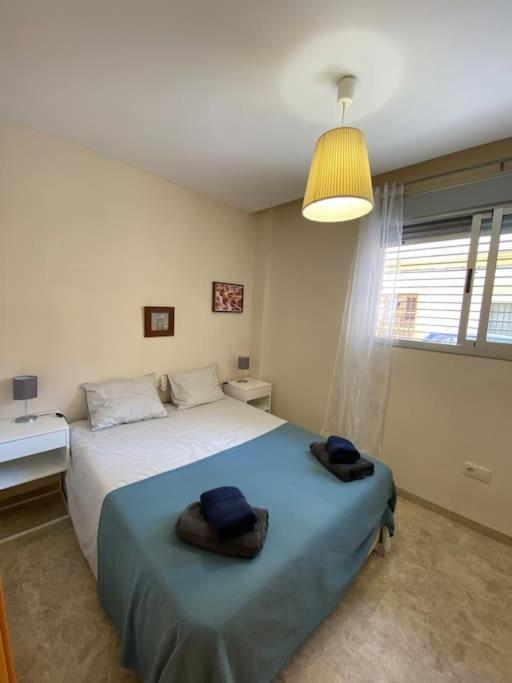 2 Bedrooms And Sofa Bed Flat By Wayra Тарифа Экстерьер фото